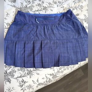 Lululemon first edition pace setter skirt